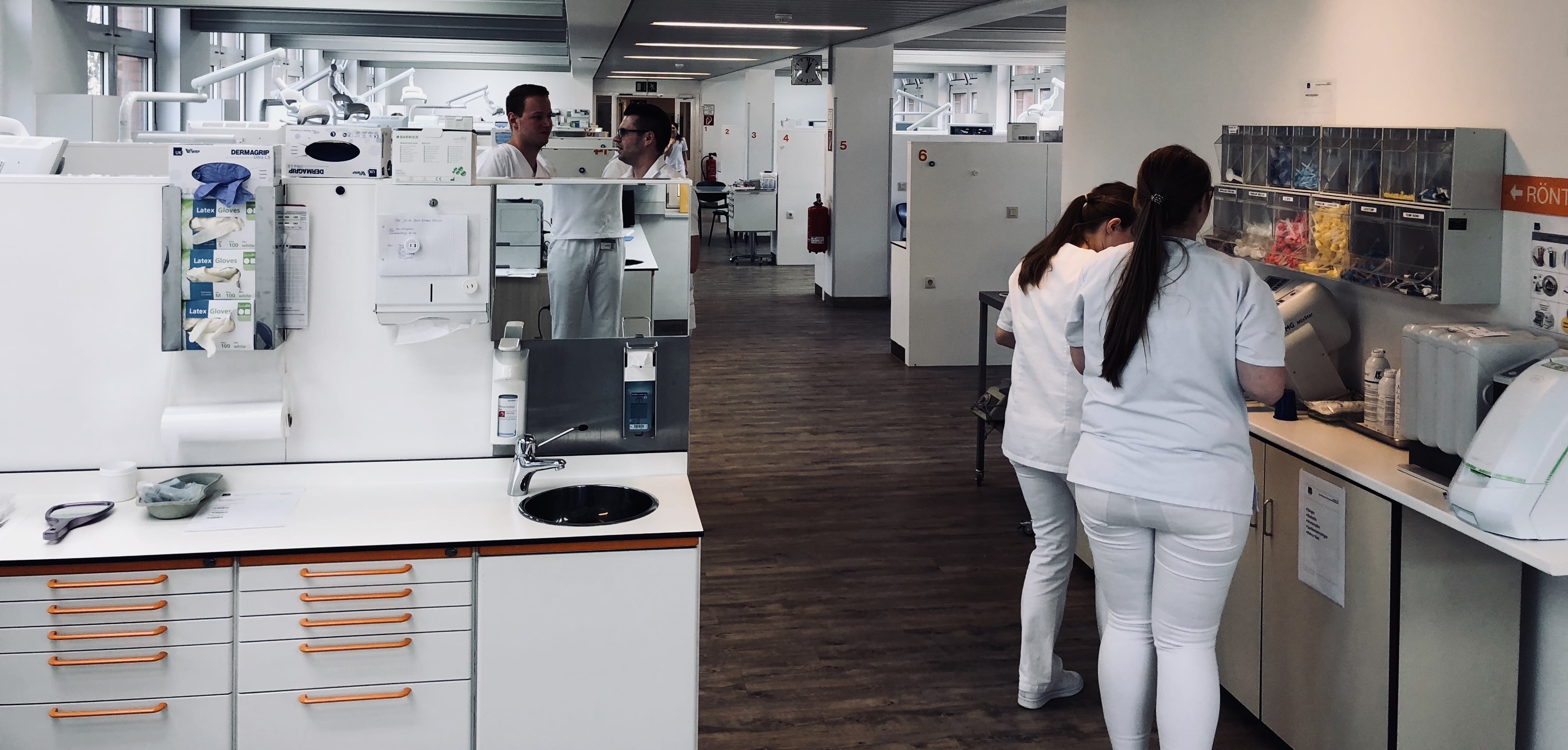 Zahnklinik Ausschnitt